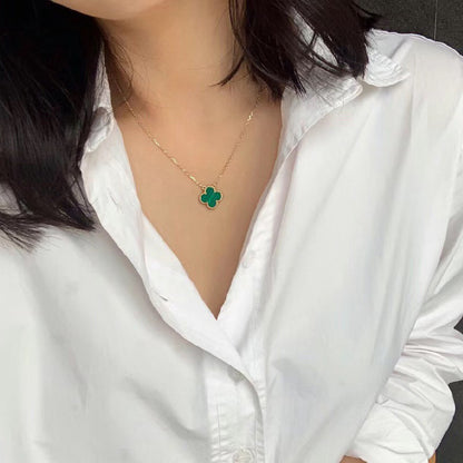 Miro CLOVER 15MM MALACHITE SINGLE FLOWER  NECKLACE