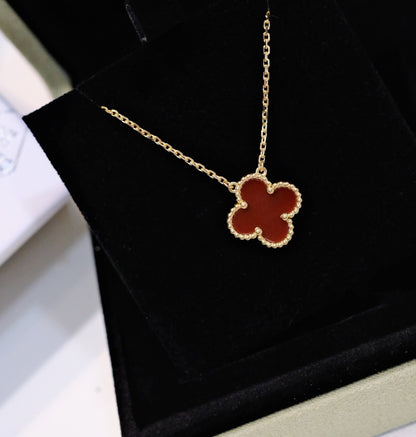 Miro CLOVER 15MM CARNELIAN SINGLE FLOWER NECKLACE
