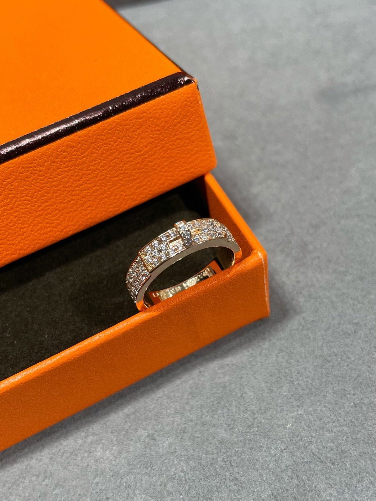 Miro KELLY PINK GOLD DIAMOND RING
