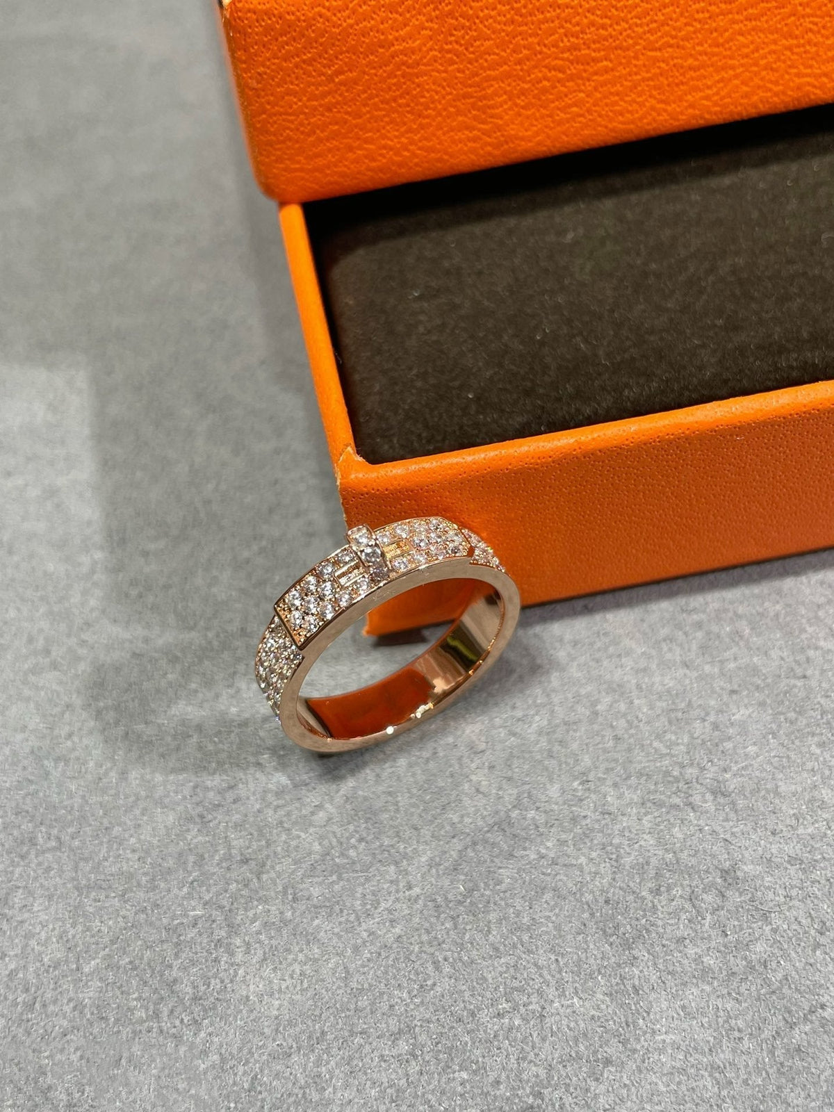 Miro KELLY PINK GOLD DIAMOND RING