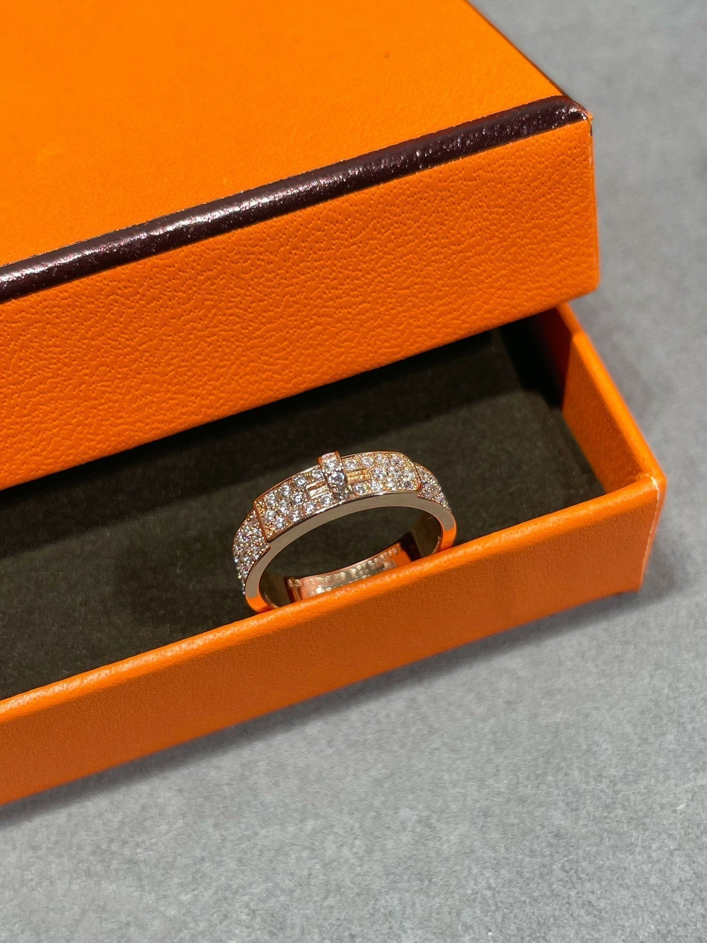 Miro KELLY PINK GOLD DIAMOND RING