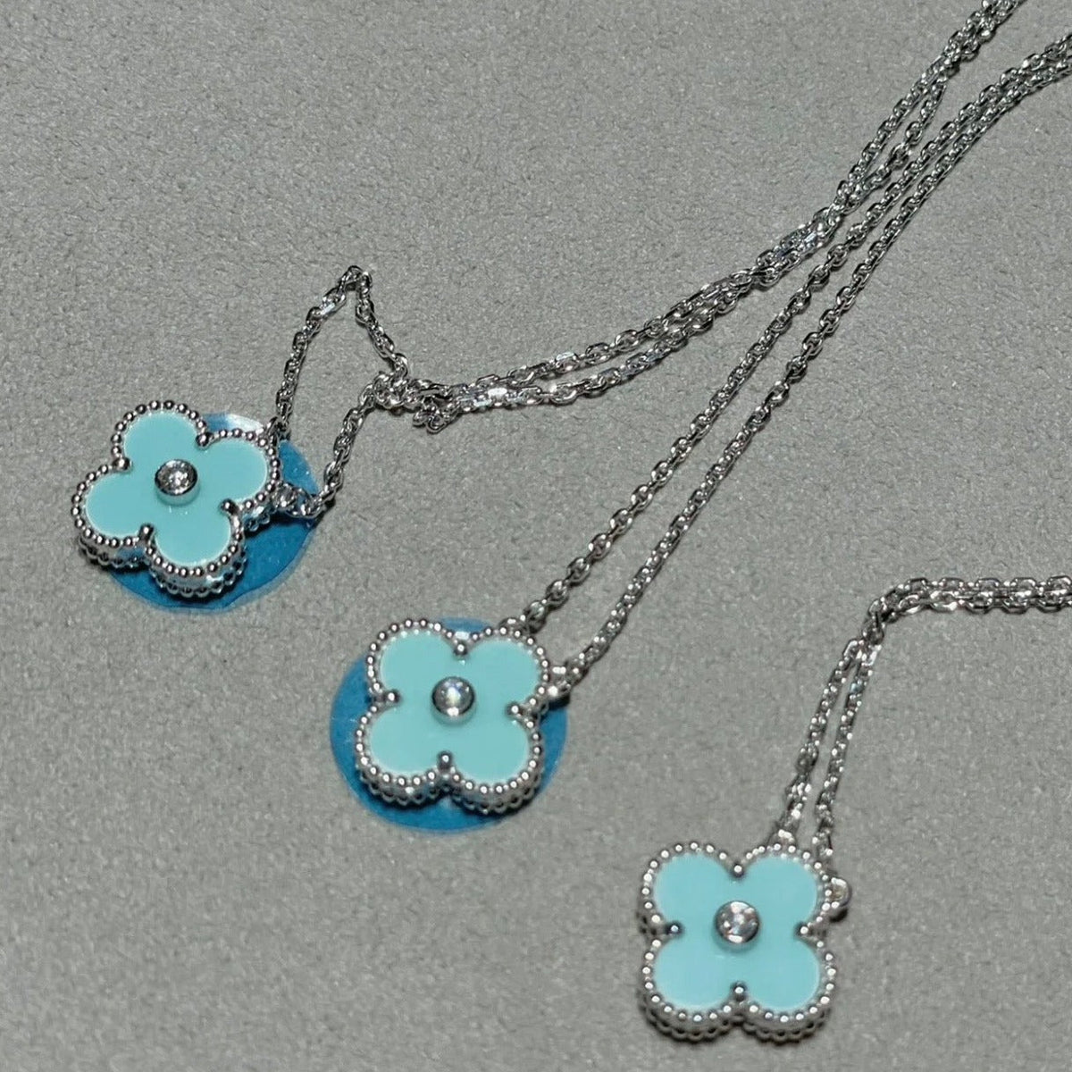 Miro CLOVER 1 DIAMOND LIGHT BLUE SILVER NECKLACE