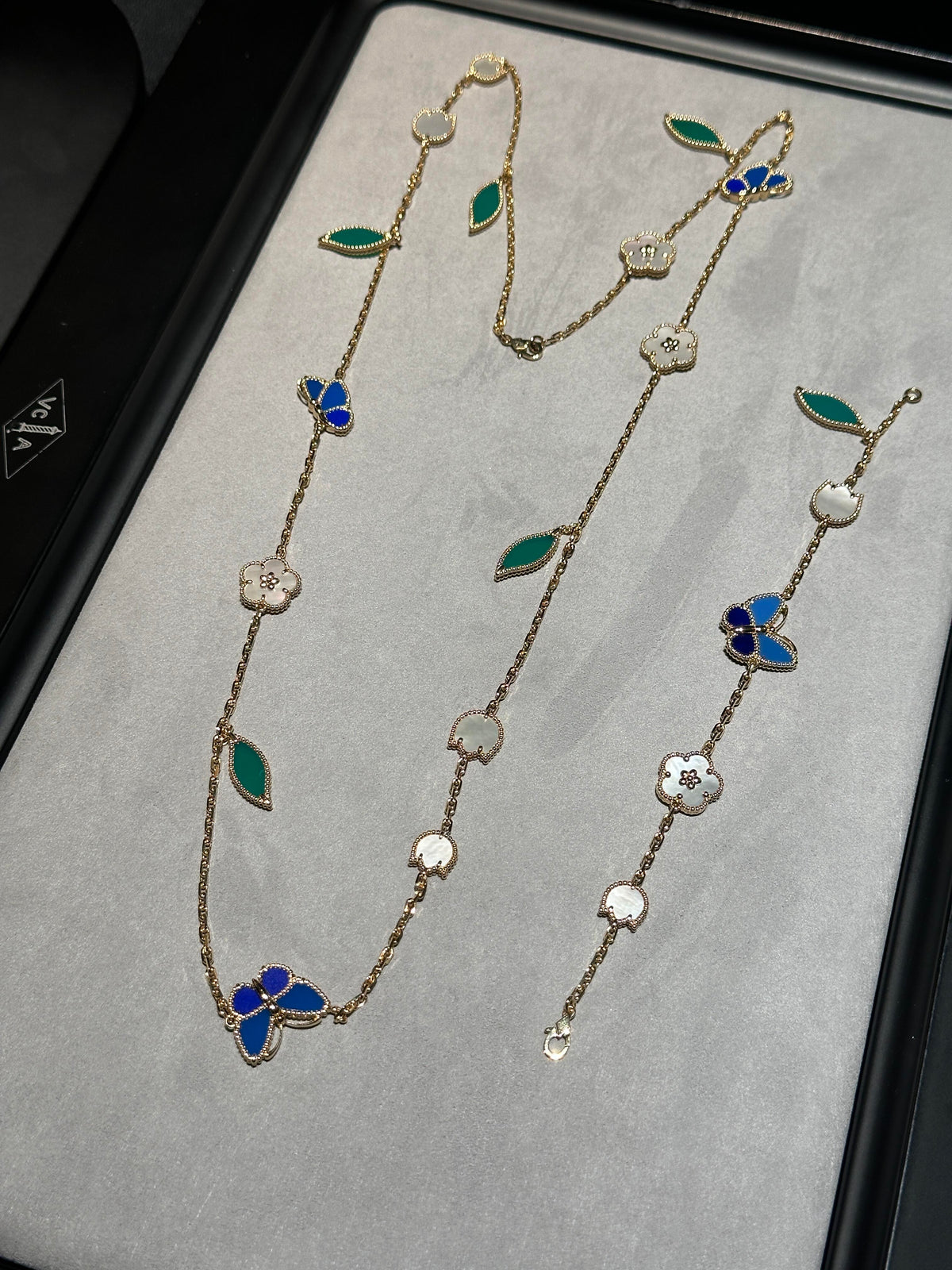 [Miro ] 26 NEW CLOVER 15 MOTIFS LUCKY NECKLACE