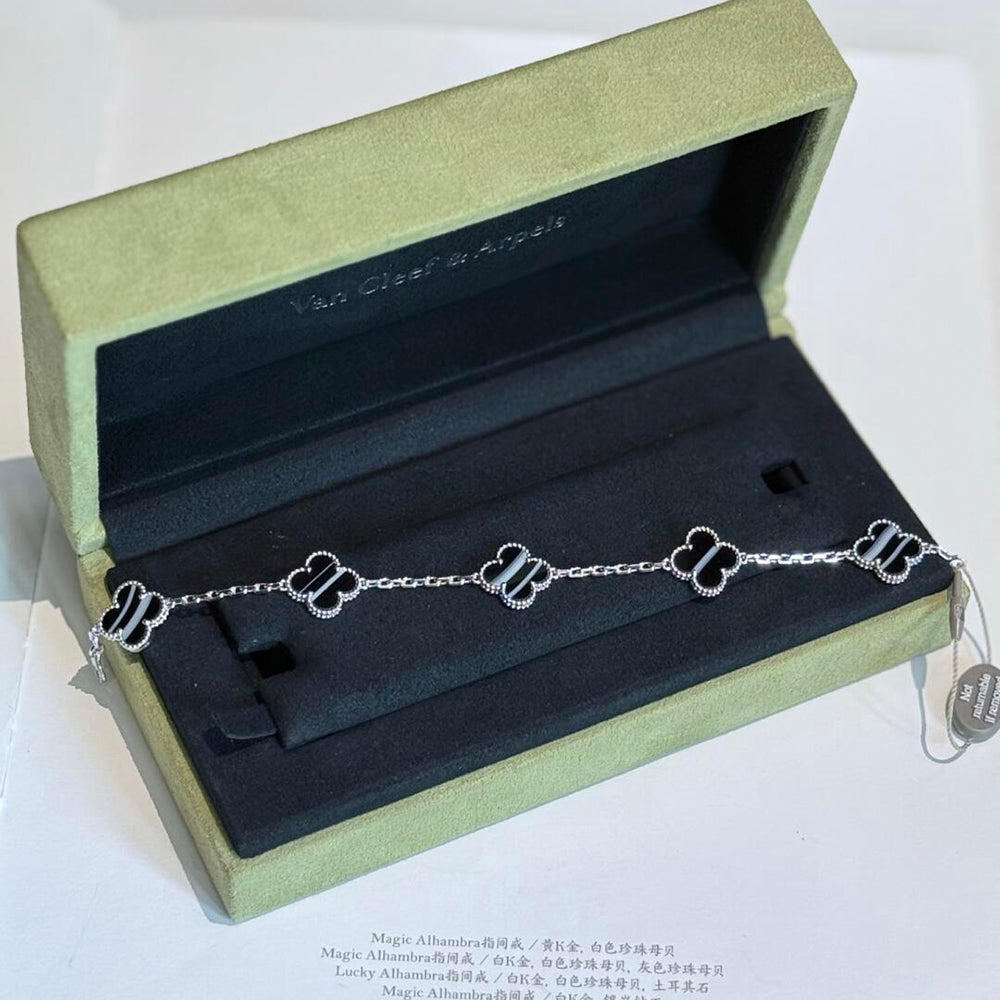 Miro CLOVER 5 MOTIF VEINED ONYX BRACELET SILVER