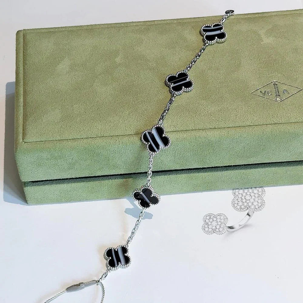 [Miro ]New  CLOVER 5 MOTIF PULSAR STONE BRACELET COLLECTION