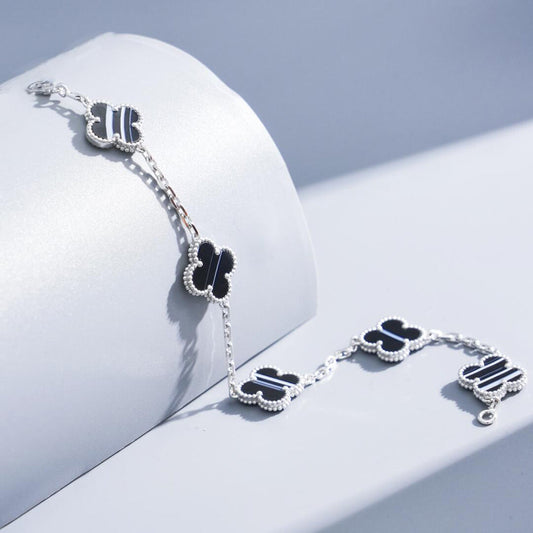 Miro CLOVER 5 MOTIF VEINED ONYX BRACELET SILVER