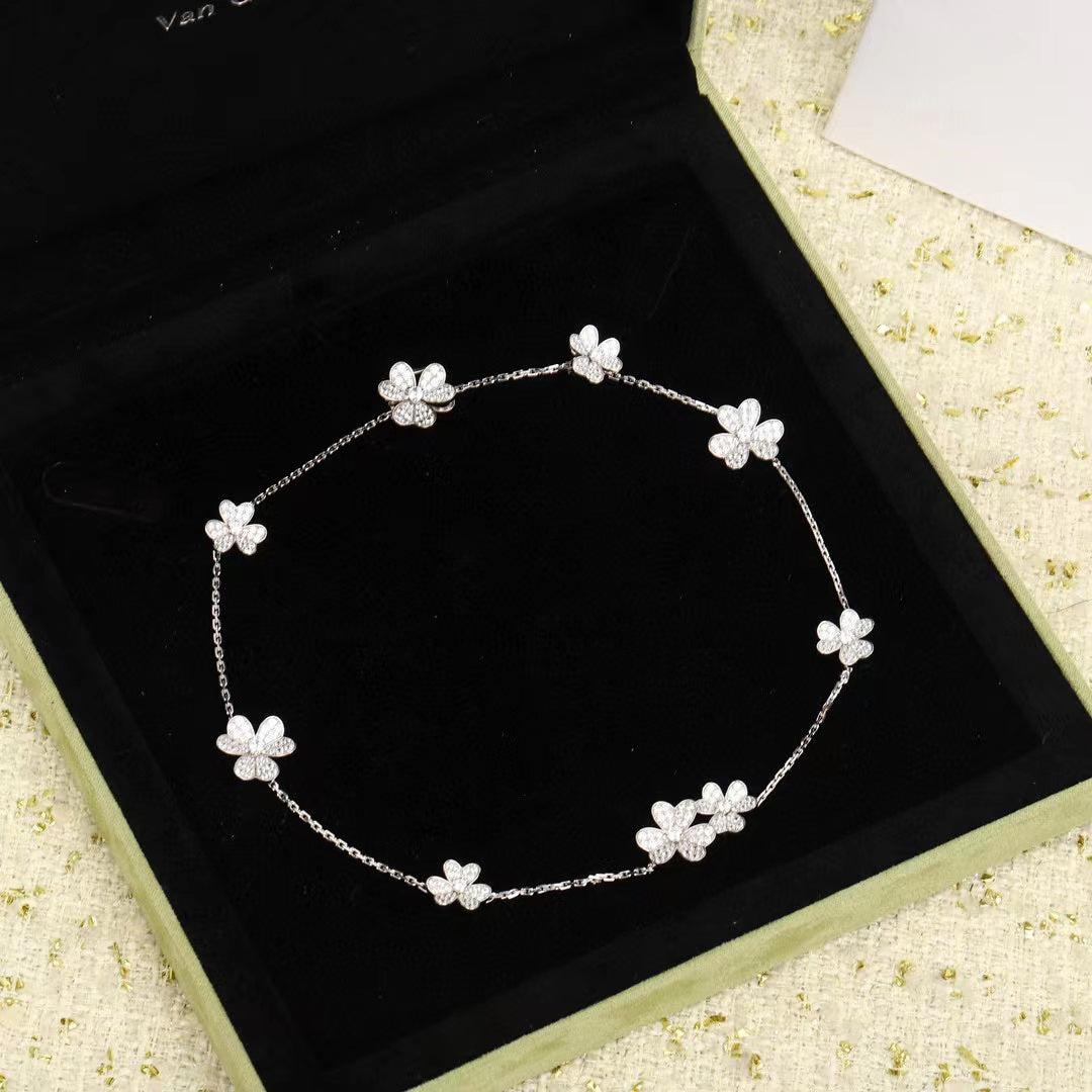 Miro FRIVOLE SILVER 9 FLOWERS NECKLACE