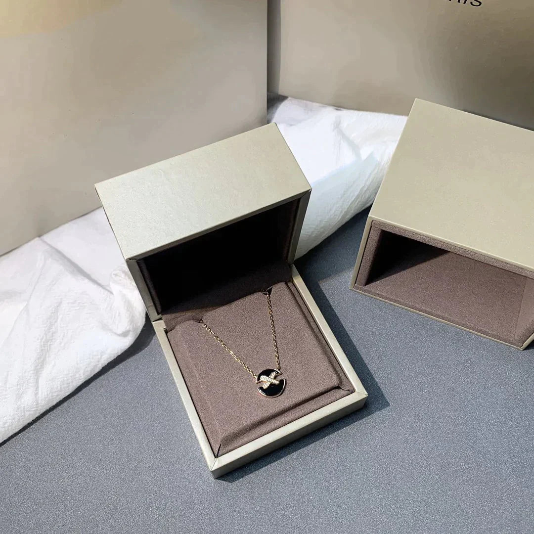 Miro JEUX DE ROSE GOLD DIAMOND NECKLACE