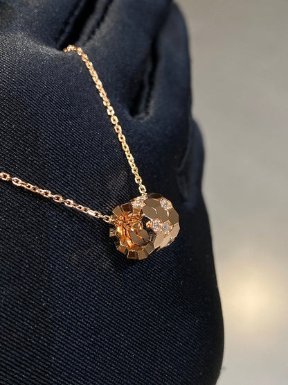 Miro BEE LOVE DIAMOND NECKLACE