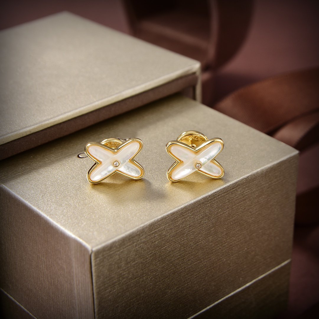 Miro JEUX DE WHITE MOP GOLD DIAMOND EARRINGS