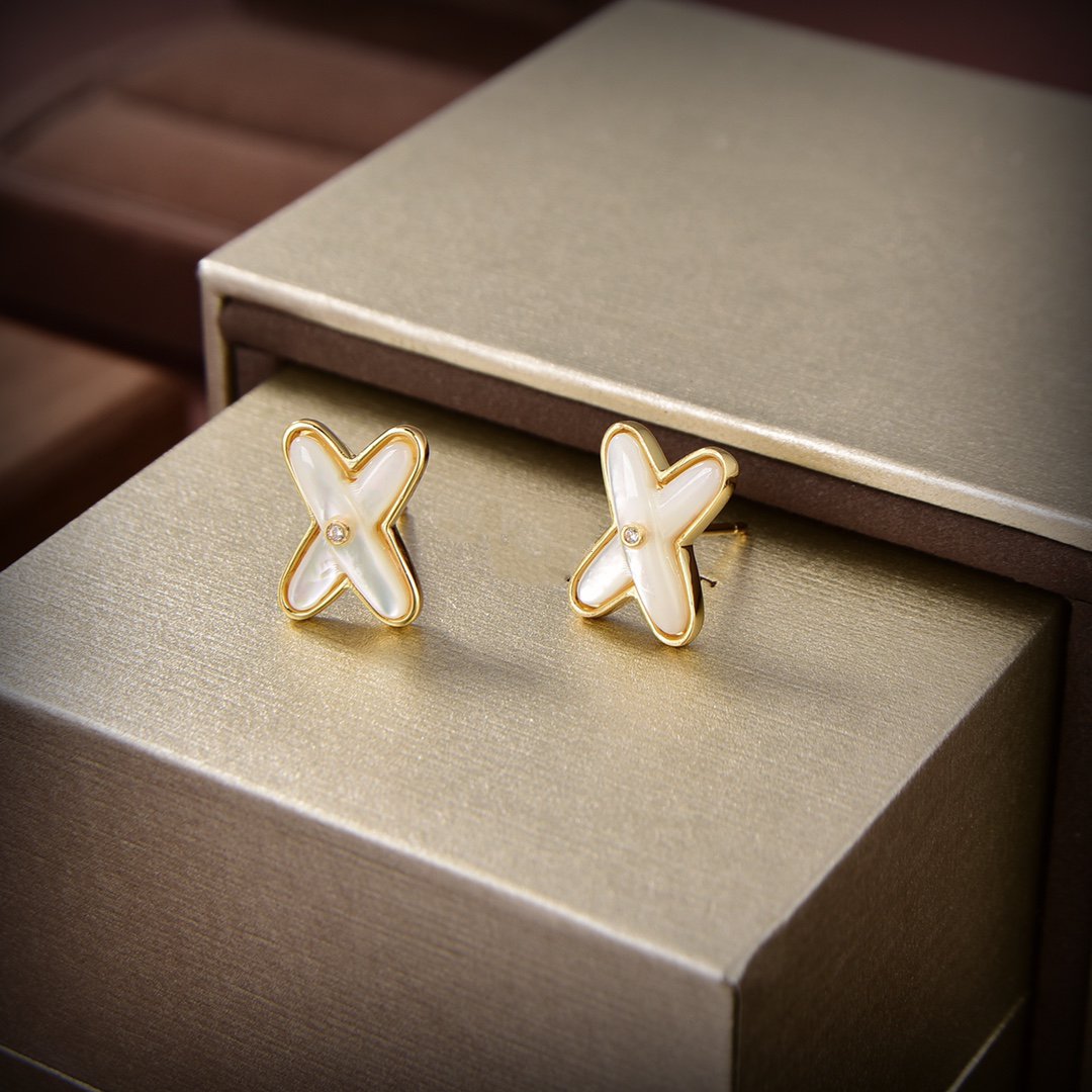 Miro JEUX DE WHITE MOP GOLD DIAMOND EARRINGS