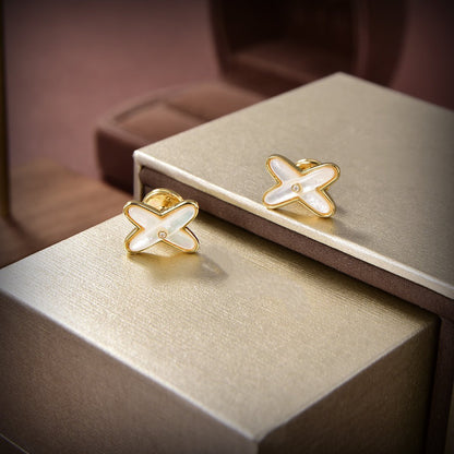 Miro JEUX DE WHITE MOP GOLD DIAMOND EARRINGS