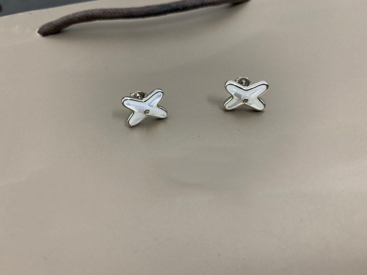 Miro JEUX DE WHITE MOP SILVER DIAMOND EARRINGS