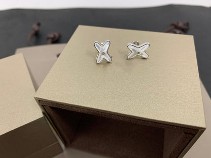 Miro JEUX DE WHITE MOP SILVER DIAMOND EARRINGS
