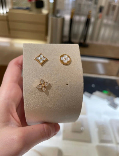 Miro STAR BLOSSOM STUD EARRINGS PINK GOLD DIAMONDS