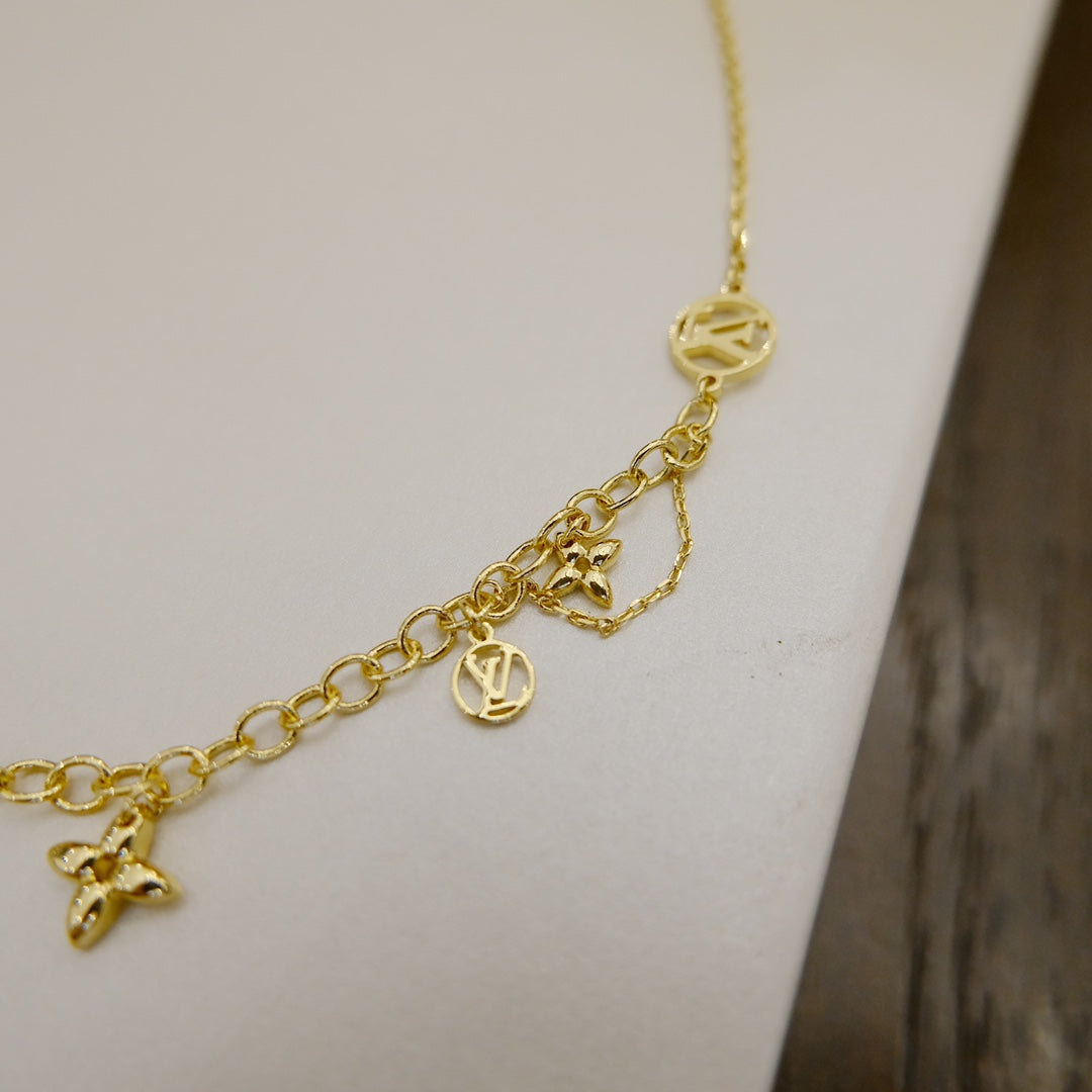 Miro BLOOMING SUPPLE NECKLACE BRASS