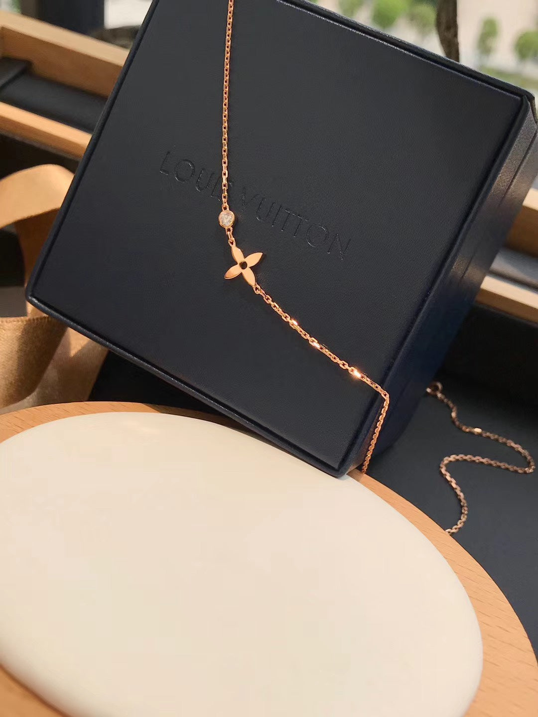 Miro BLOSSOM PENDANT PINK GOLD AND DIAMOND