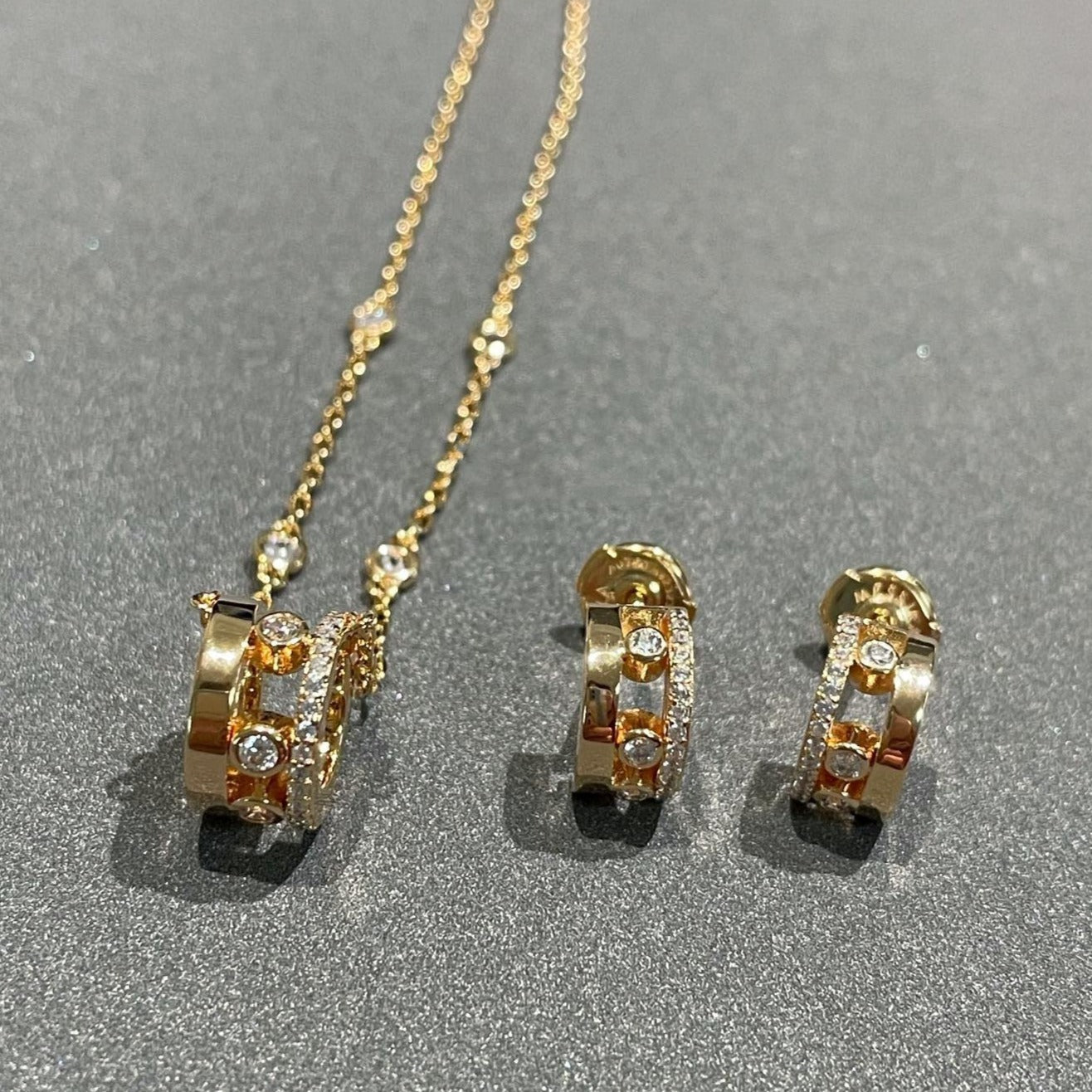 [Miro ] CHAIN MOVE ROMANE PEDAND NECKLACE