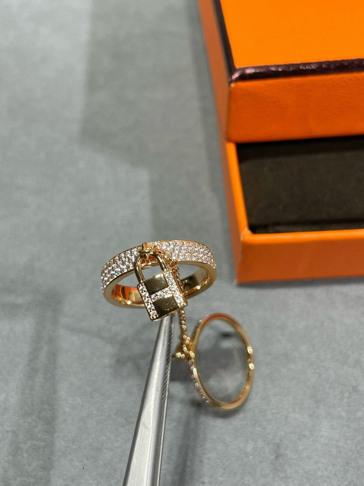 Miro HM KELLY CLOCHETTE DOUBLE RING IN  WITH DIAMONDS