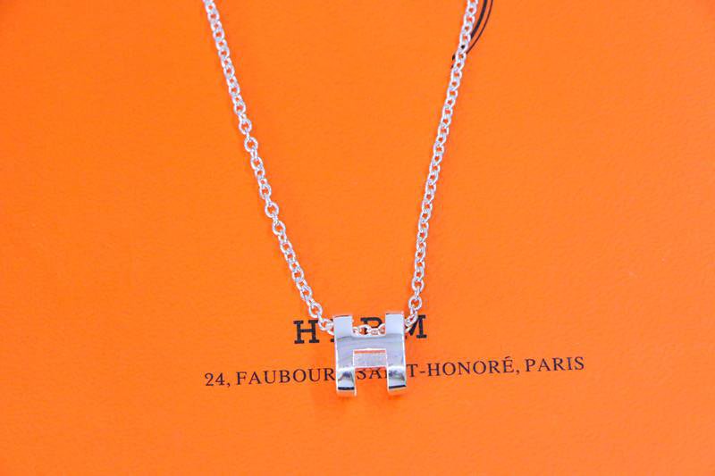 Miro HM NECKLACE H LETTER OVAL SERIES