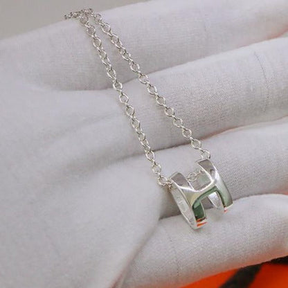 Miro HM NECKLACE H LETTER OVAL SERIES