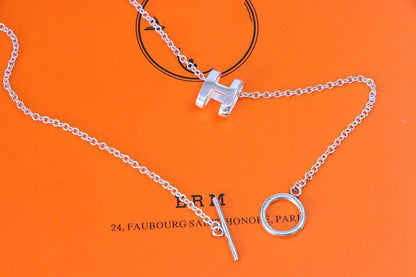Miro HM NECKLACE H LETTER OVAL SERIES