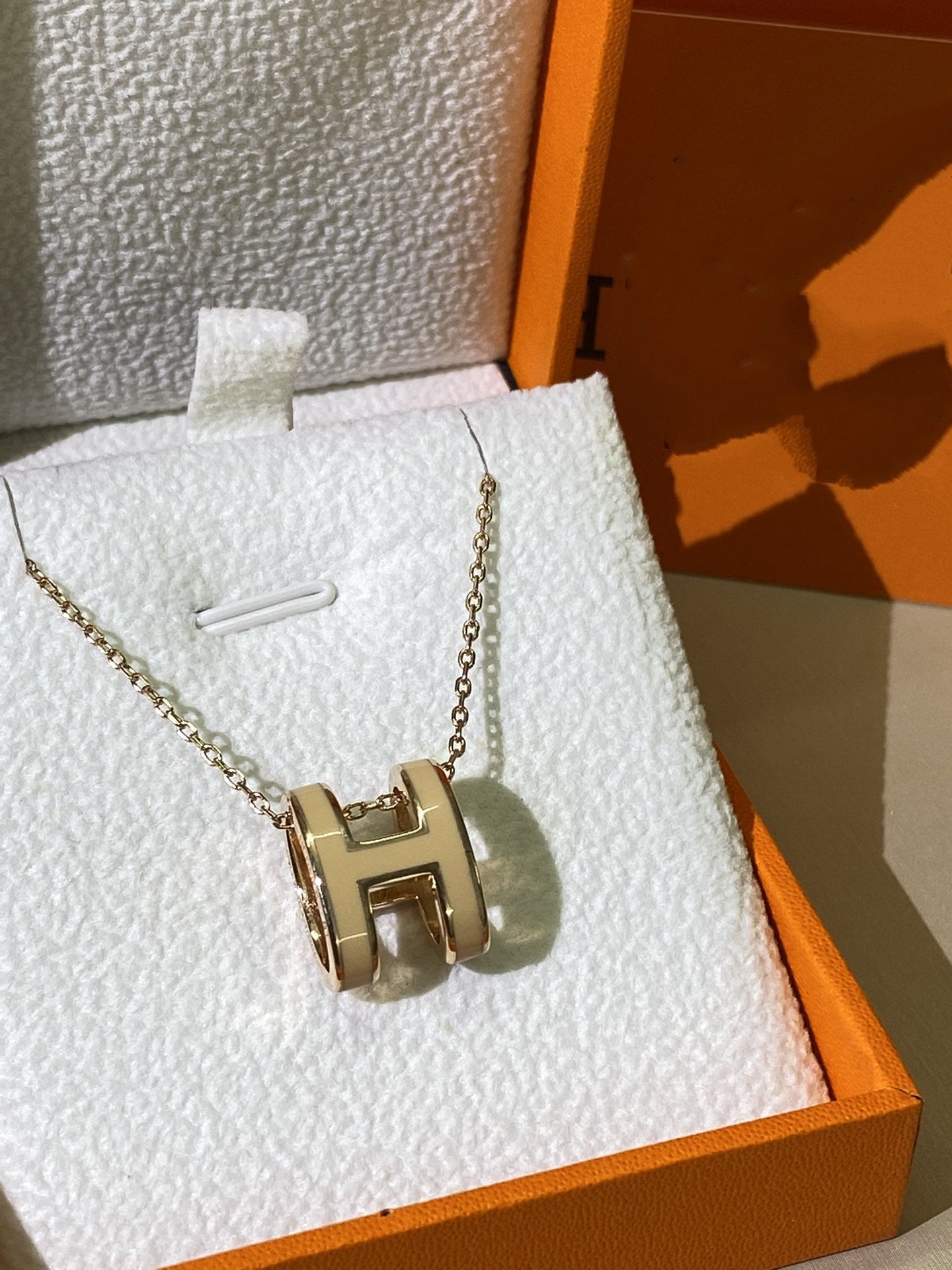 Miro HM CLIC YELLOW ENAMEL GOLD NECKLACE