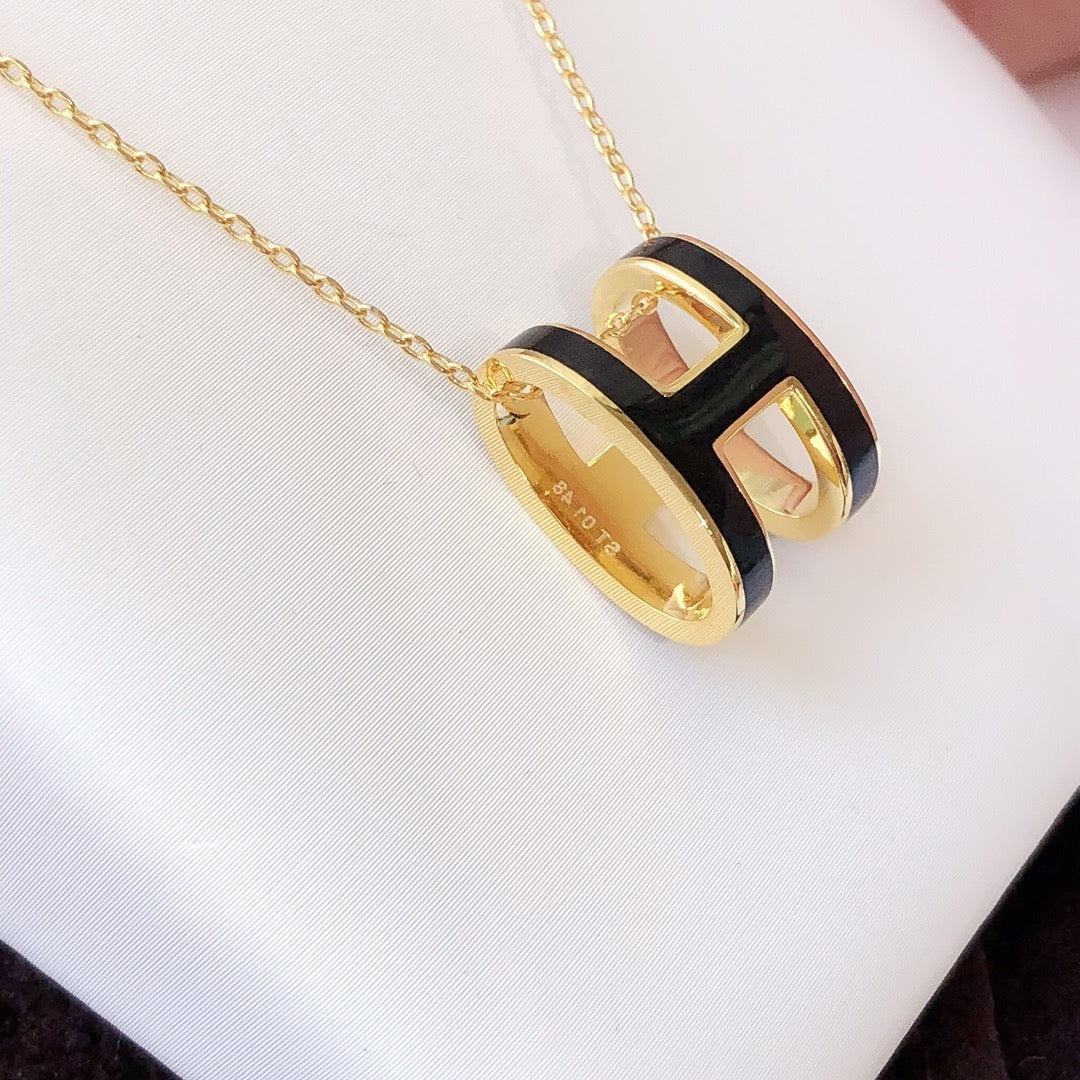 Miro HM CLIC BLACK ENAMEL GOLD NECKLACE