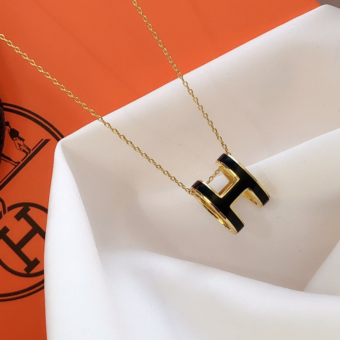 Miro HM CLIC BLACK ENAMEL GOLD NECKLACE