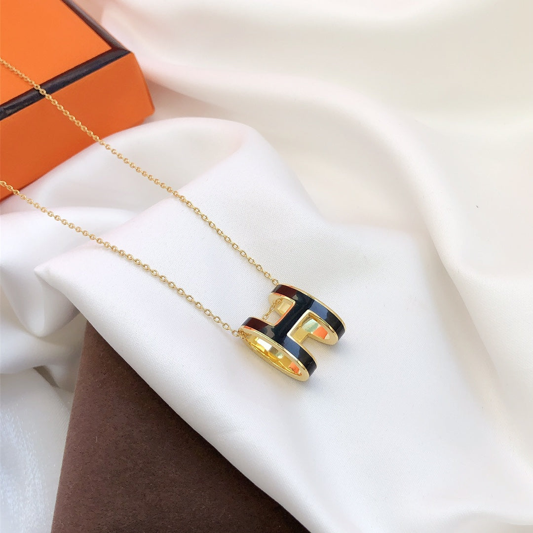 Miro HM CLIC BLACK ENAMEL GOLD NECKLACE