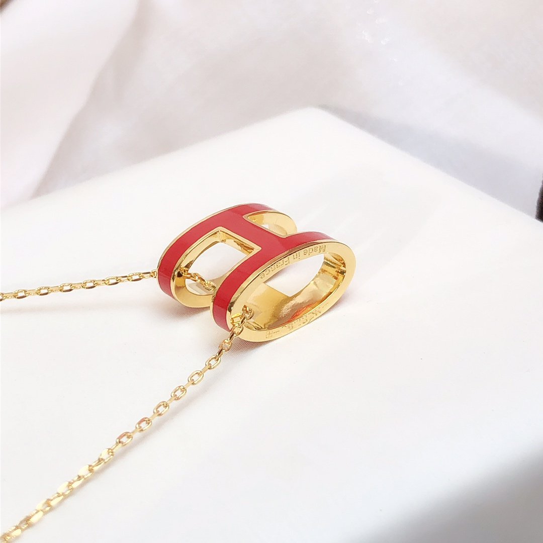 Miro HM CLIC RED ENAMEL GOLD NECKLACE