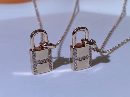 Miro HM ADVANCED NICHE LOCK HEAD NECKLACE DIAMONDS