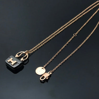 Miro レディース HM アミュレット コンスタンス ペンダント ネックレス