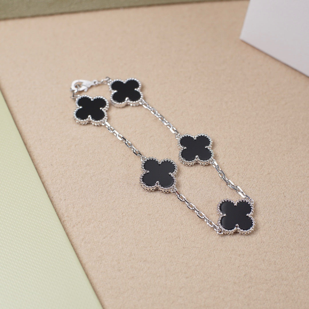[Miro ]New CLOVER 5 MOTIF ONYXS BRACELET COLLECTION
