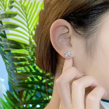 Miro JEUX DE SILVER DIAMOND EARRINGS