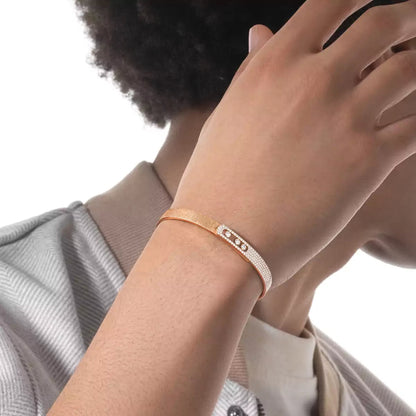 [Miro ]Move Noa Ciselé half pavé bangle