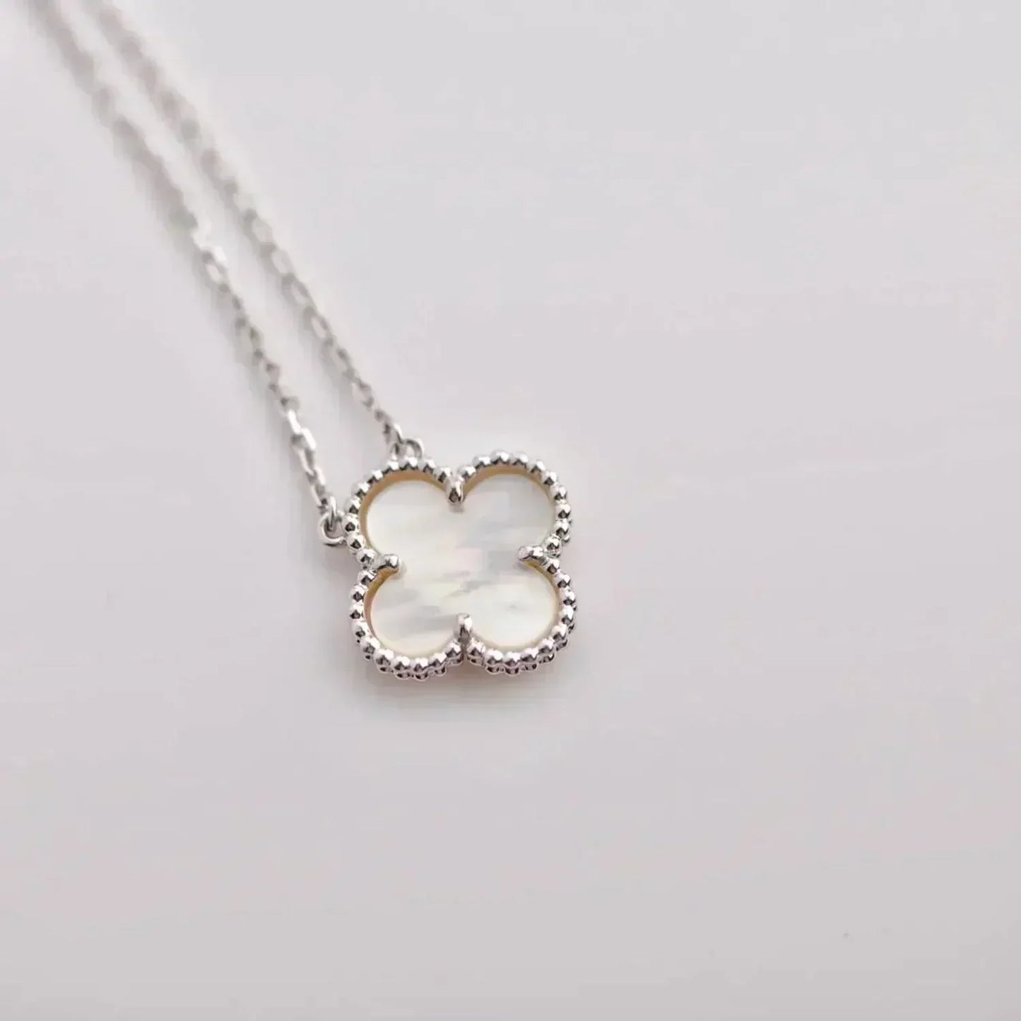 Miro CLOVER  15MM WHITE MOTHER-OF-PEARL SILVER