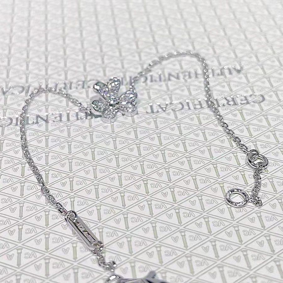 Miro FRIVOLE SILVER FLOWER DIAMOND BRACELET