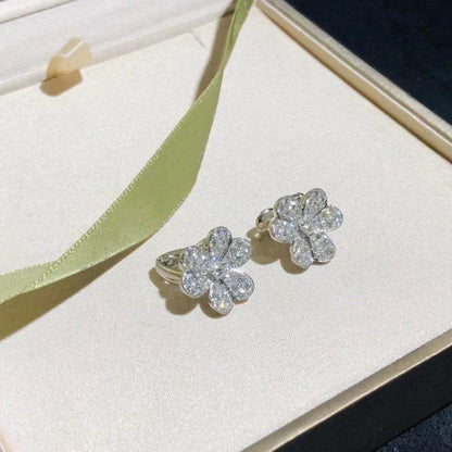 Miro FRIVOLE SILVER FLOWER DIAMOND EARRINGS