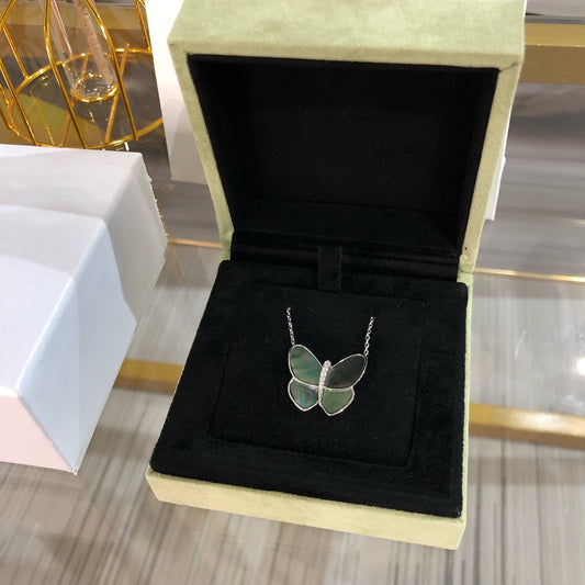 Miro LARGE BUTTERFLY SILVER PENDANT DIAMOND NECKLACE