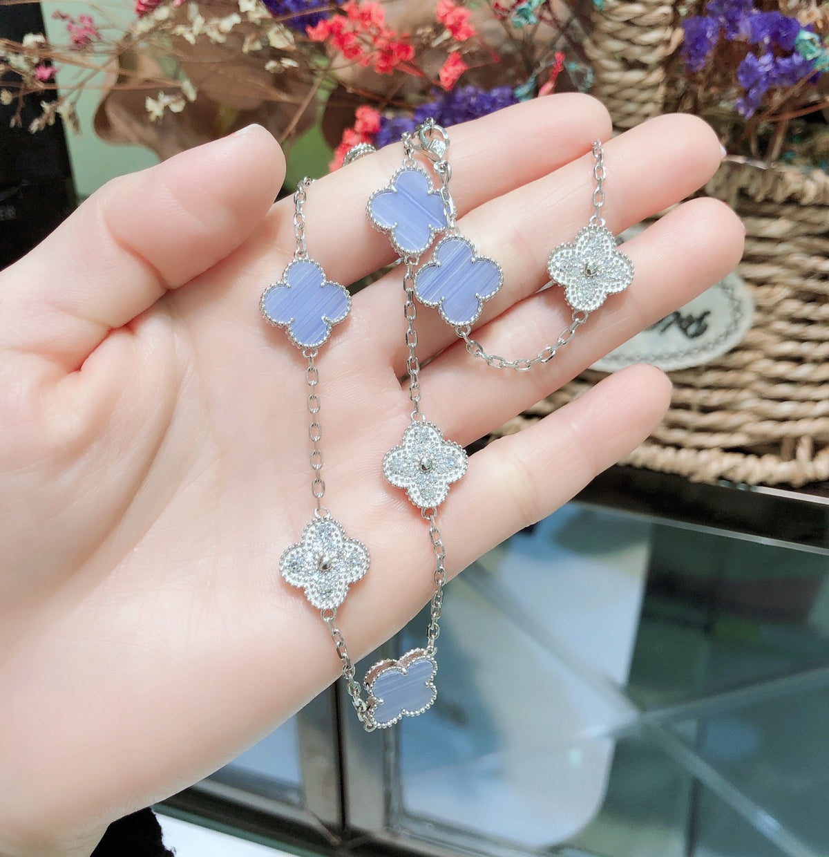 Miro CLOVER 10 MOTIFS CHALCEDONY DIAMONDS SILVER NECKLACE