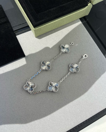 [Miro ]New  CLOVER 5 MOTIF LASER BRACELET COLLECTION